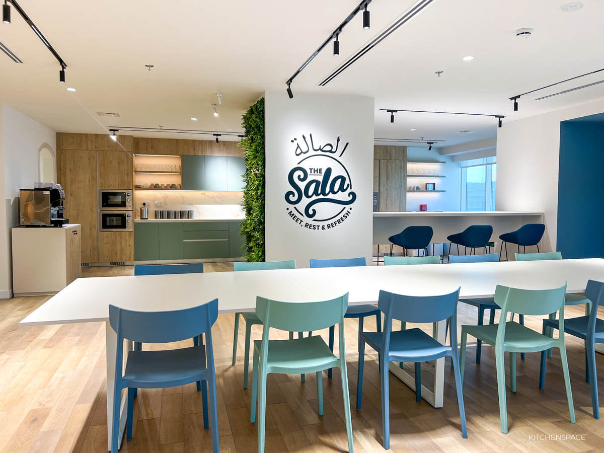 Contemporary Breakout Pantry